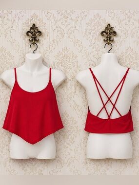 Victoria’s Secret halter spaghetti strap crop M NEW